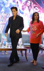Shahrukh Khan with happy new year team in delhi on 20th Oct 2014